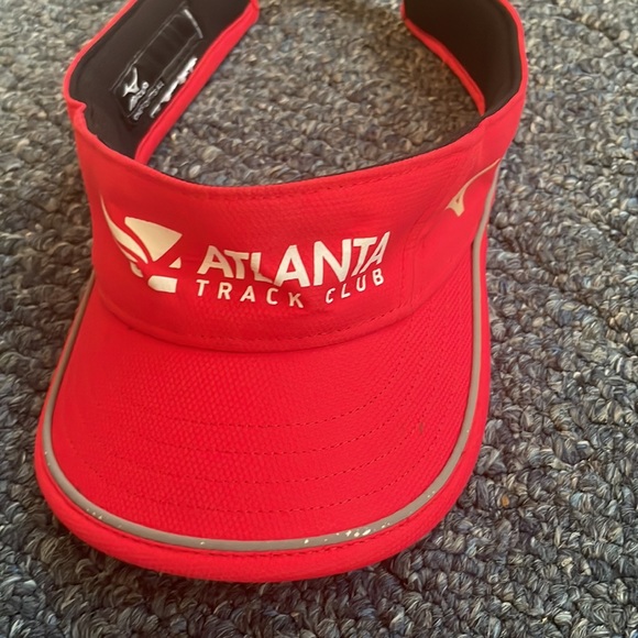 EUC Atlanta Track Club Tank and Visor - Picture 3 of 5